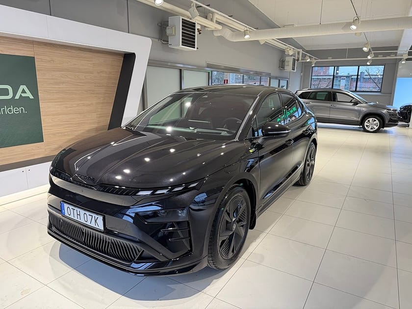 Bild 1 av Škoda Enyaq Coupé RS Skoda 84 KWH BATTERI ELMOTOR 340 HK 1 VXL