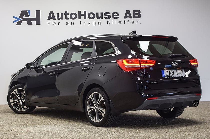 Bild 2 av Kia cee'd_sw 1.6 CRDi GT-Line CarPlay P-Sensor Garanti