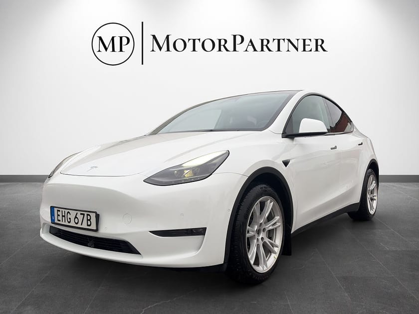 Bild 4 av Tesla Model Y Long Range AWD Autopilot Panorama 514hk