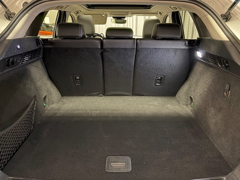 Bild 4 av Mazda CX-60 PHEV Homura AWD 327hk Drag Pano Elstol