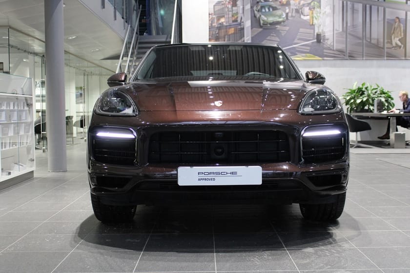 Bild 3 av Porsche Cayenne Coupé E-Hybrid PLATINUM EDITION