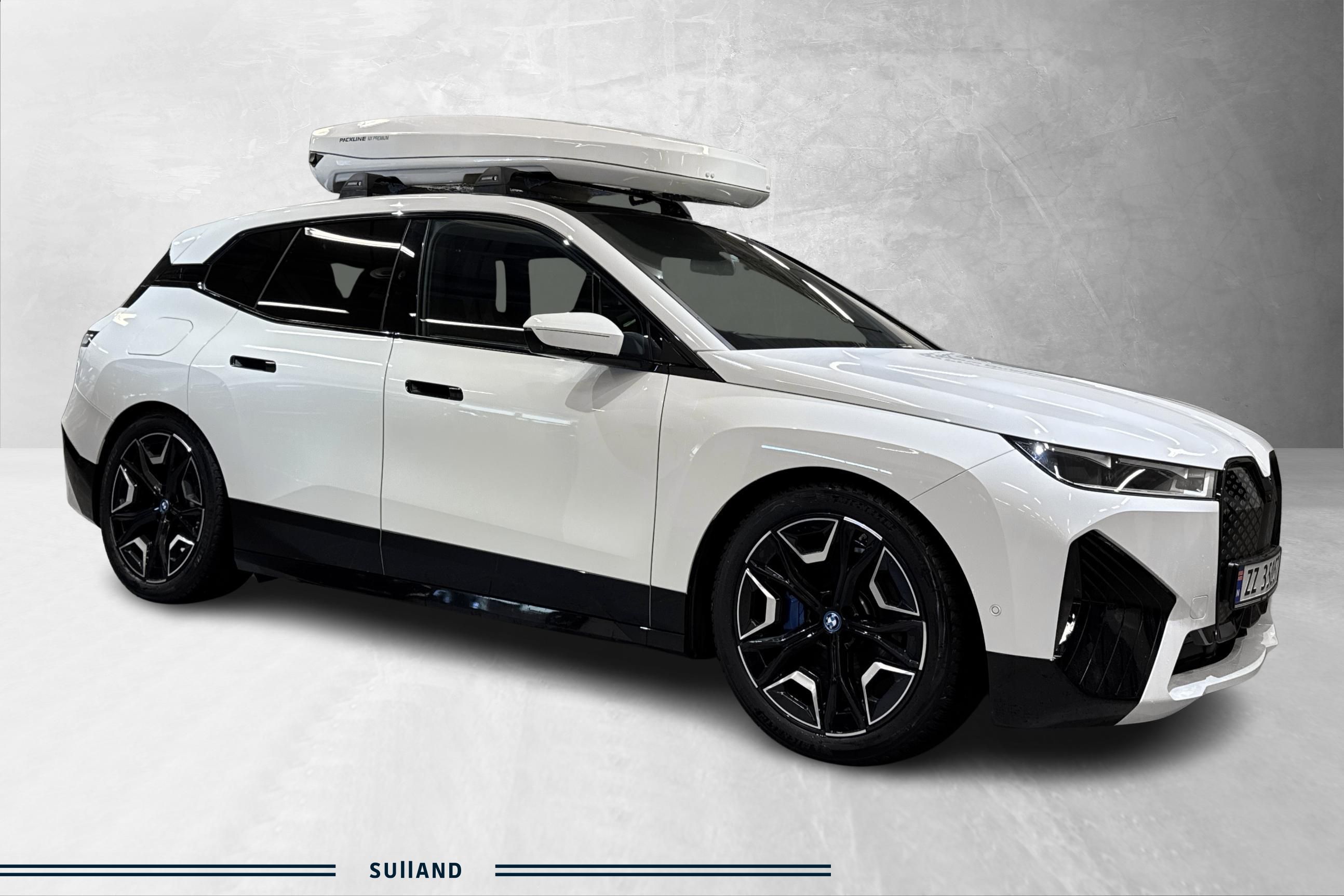 Thumnail bilde 1 av BMW iX xDrive50