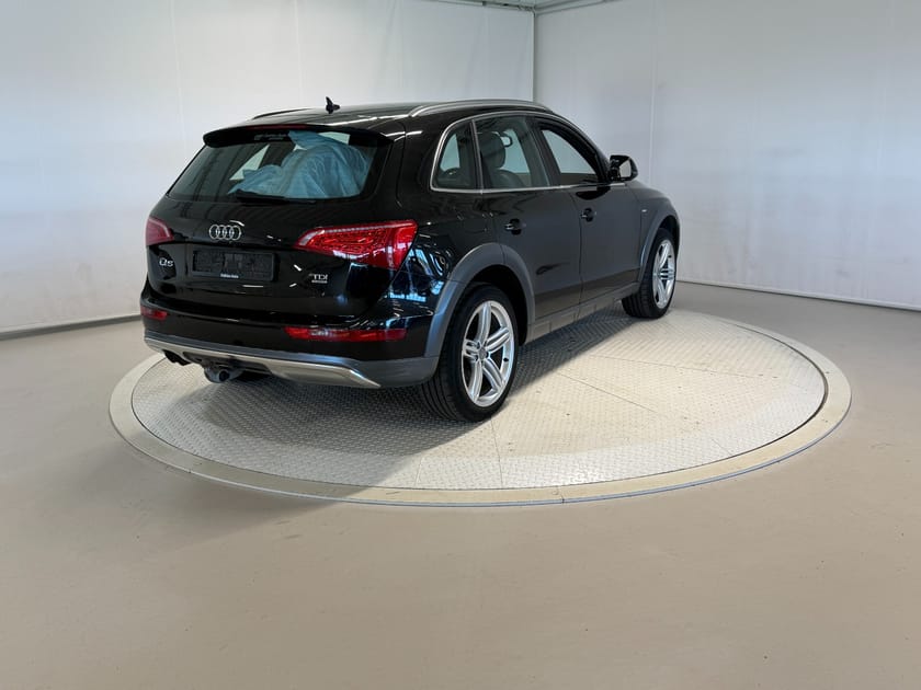 Bilde 3 av Audi Q5 2,0 170hk 4x4 2x S-Line ACC/Krok/Kam/B&amp;O/Delskinn/Navi