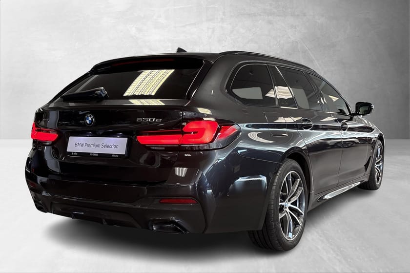 Bilde 2 av BMW 530e xDrive Touring M-Sport, Panorama, Komf.seter, H/K