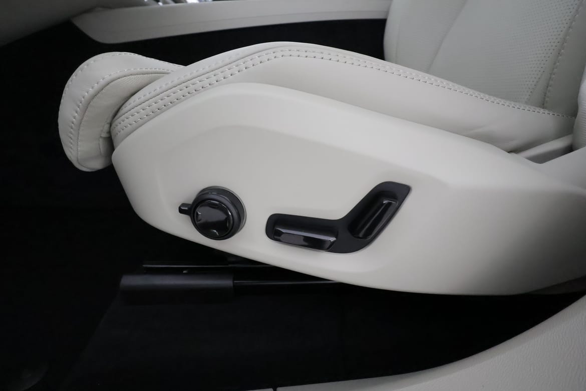 Volvo XC60 2026 - miniatyr 30