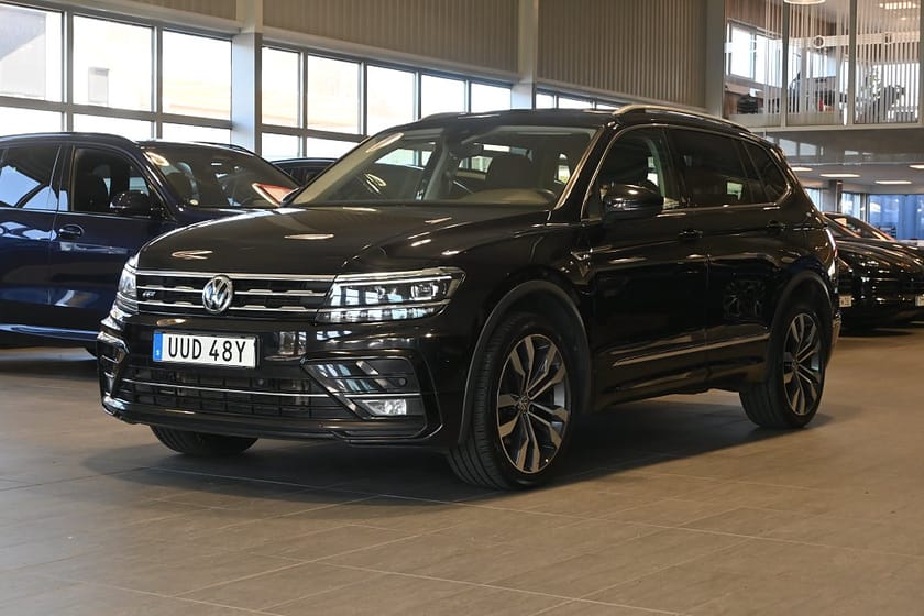 Bild 1 av Volkswagen Tiguan Allspace 7-sätes GT TDI 190 4M R-Line Drag Värmare 7-sits