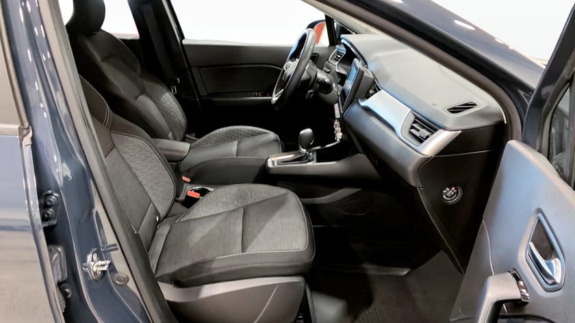 Bild 3 av Renault Captur E-TECH Plugin-Hybrid 160 160hp -Aut