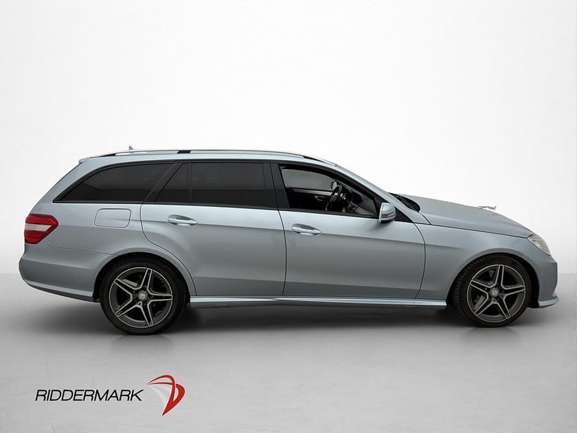 Bild 4 av Mercedes-Benz E 220 T CDI BE AMG Skinn Navi Drag Sensorer