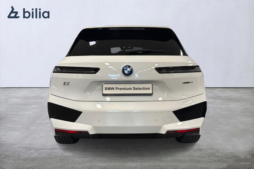 Bild 5 av BMW iX xDrive40 xDrive 40 Sportline | Comfort | Panorama | H&K | Drag