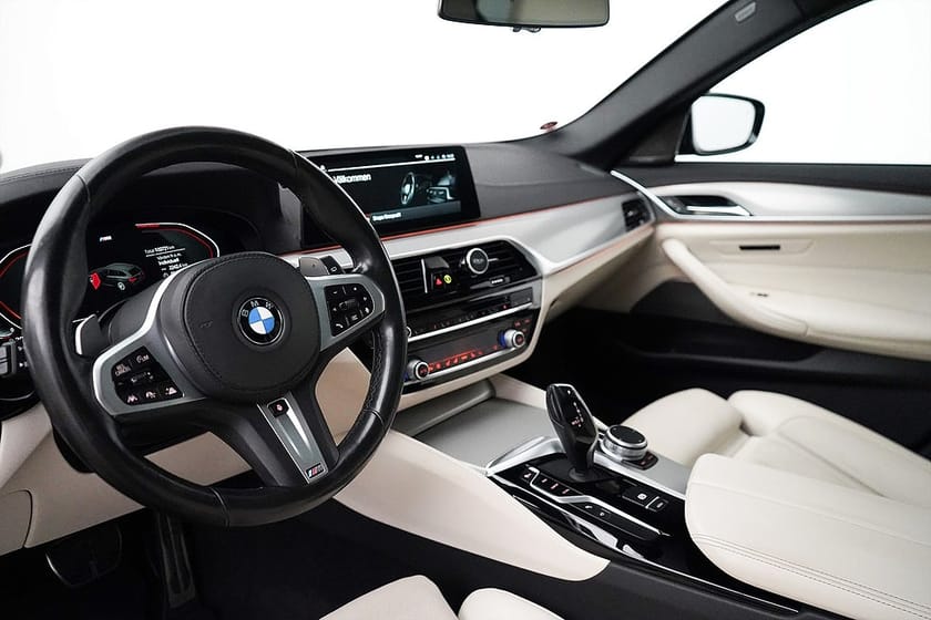 Bild 5 av BMW 530d xDrive Touring 530 / 265hk / Innovation / Se Utrustning