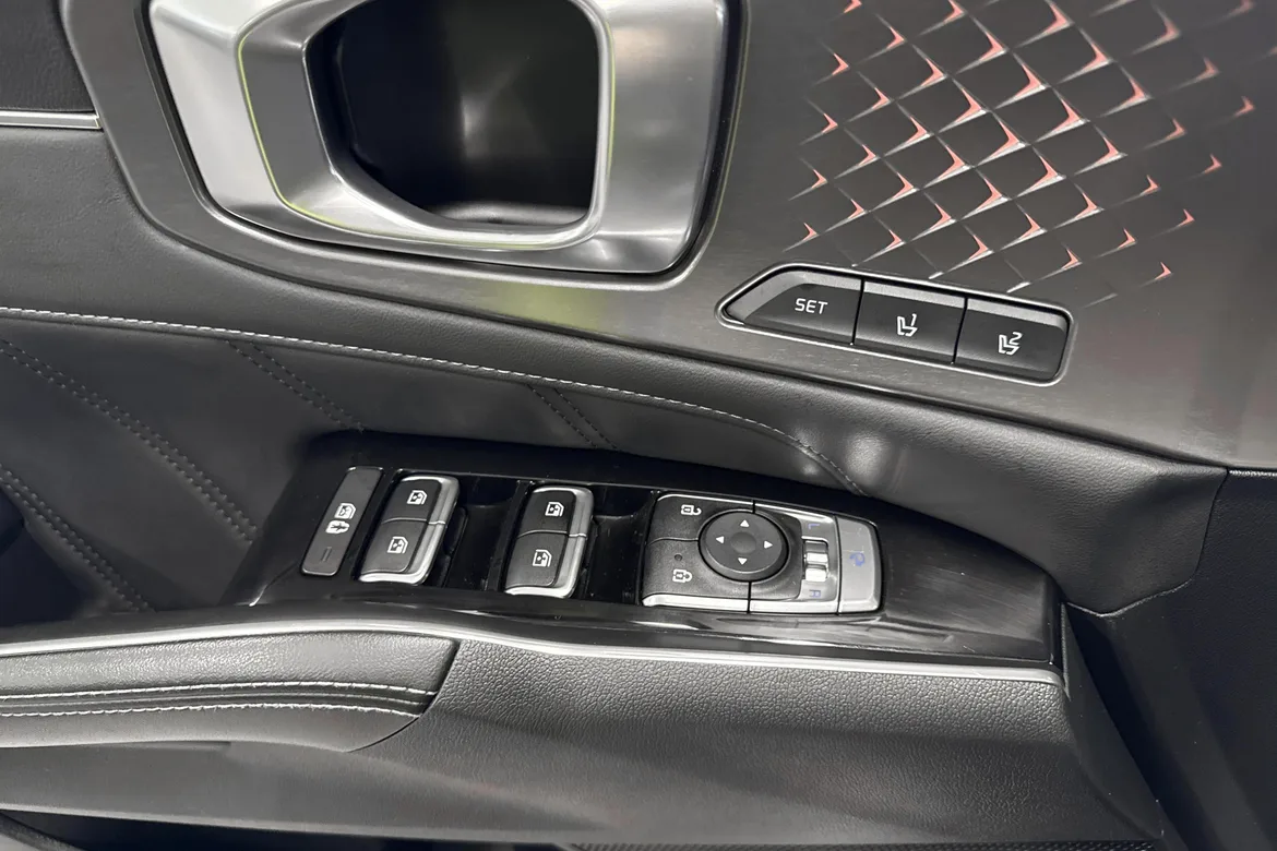 picture of a car