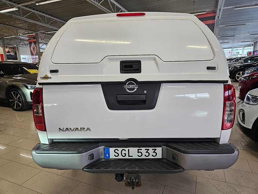 Bild 5 av Nissan Navara Dubbelhytt 2.5 dCi 4x4 Hög/Låg FLAKKÅPA