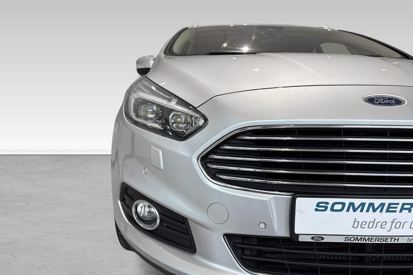 Bilde 3 av Ford S-MAX Hengerfeste/AWD/Ryggekamera/ACC