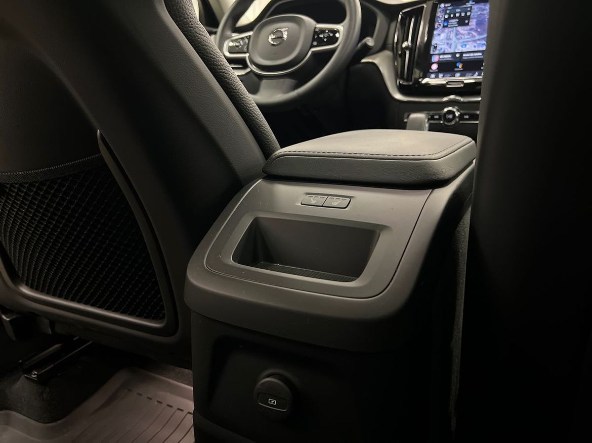 Volvo XC60 2025 - miniatyr 24