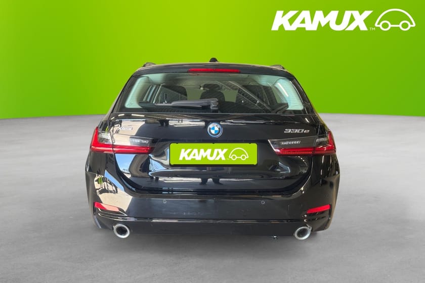 Bild 5 av BMW 330e xDrive Touring Navi H/K Moms 292hk