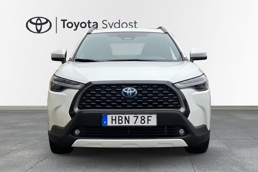 Bild 3 av Toyota Corolla Cross Hybrid AWD-i 2,0 Style Pluspaket 197 hk