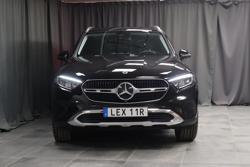Bild 3 av Mercedes-Benz GLC 220 d 4MATIC Avantgarde premium vinterpaket pano