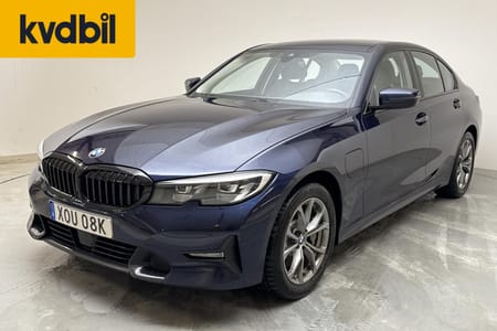 BMW 330e Sedan