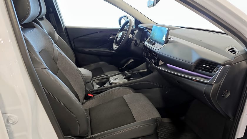 Bild 3 av Nissan Qashqai MHEV 158 XTRONIC 2WD N-CONNECTA