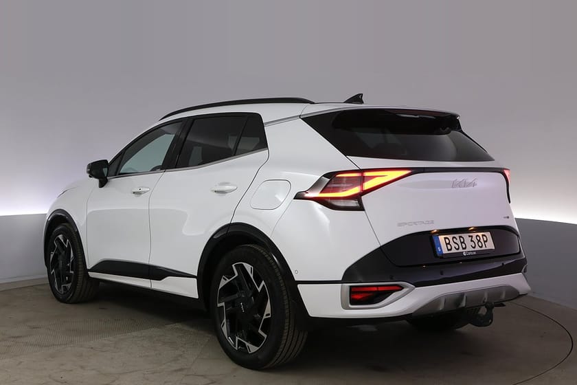 Bild 4 av Kia Sportage PHEV AWD GT Line Pano HK 360 BLIS Elstol Drag