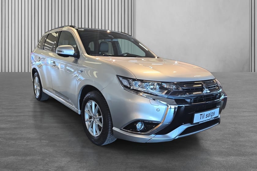 Bilde 3 av Mitsubishi Outlander PHEV S-EDITION - Flott farge kombinasjon