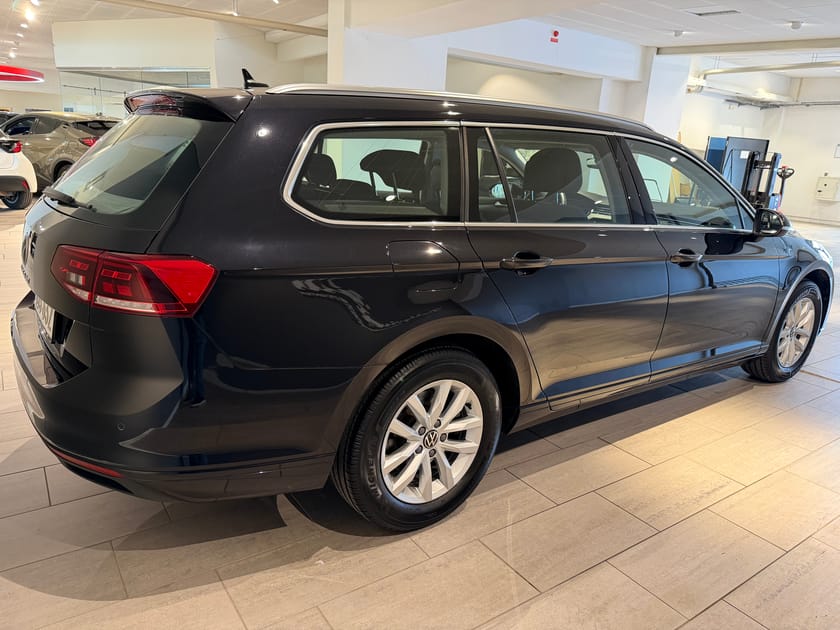 Bild 5 av Volkswagen Passat Sportscombi 1.5 TSI 150hk | DSG V-hjul Drag Värmare