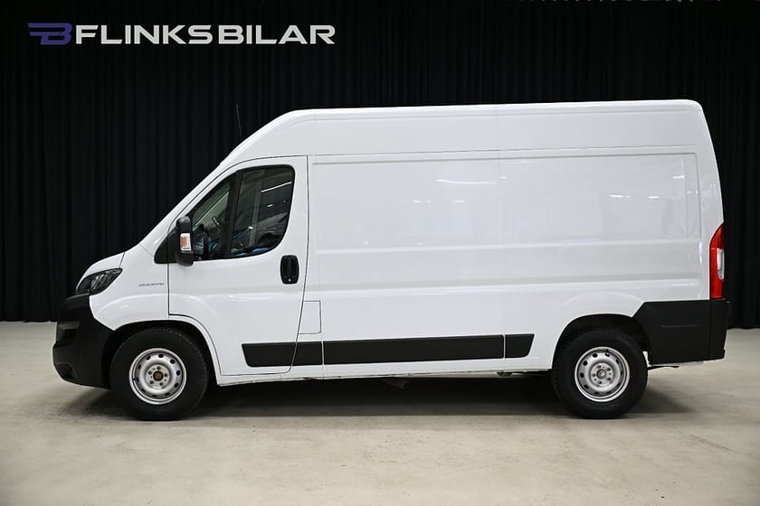 Bild 2 av Fiat Ducato Van 2.3 140HK Automat|Drag|Värmare|Backkamera|