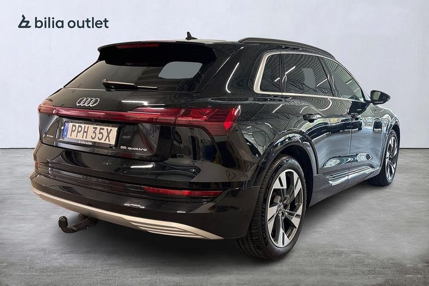 Bild 4 av Audi e-tron 55 quattro Nyservad B-kam Navi Drag BiliaDays25