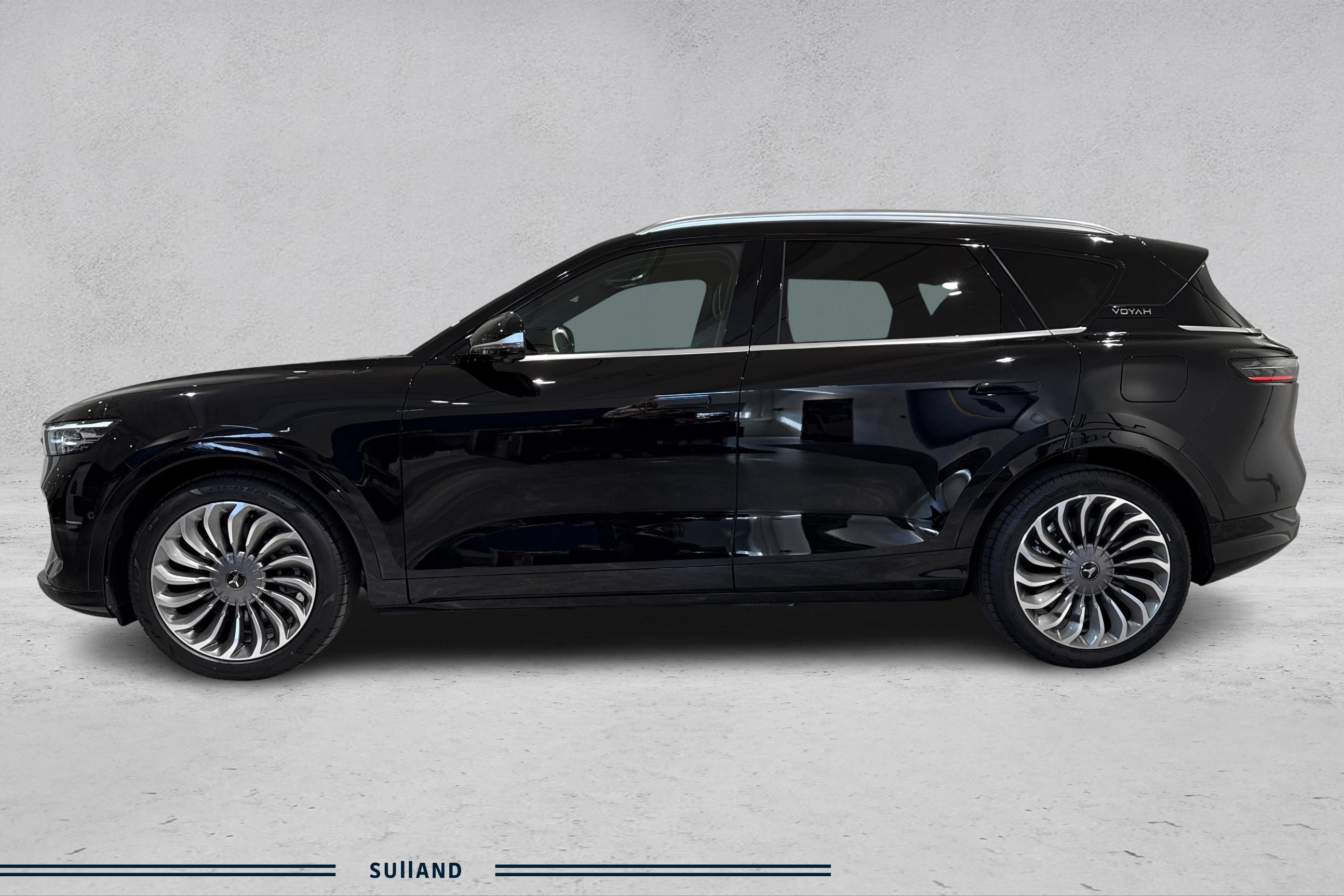 Thumnail bilde 1 av Voyah Free