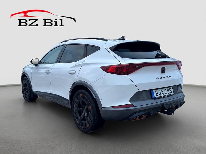 Bild 3 av CUPRA Formentor VZ e-Hybrid Winter Moms Pano Drag Max utr