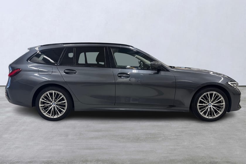 Bild 3 av BMW 320d xDrive Touring Sportline