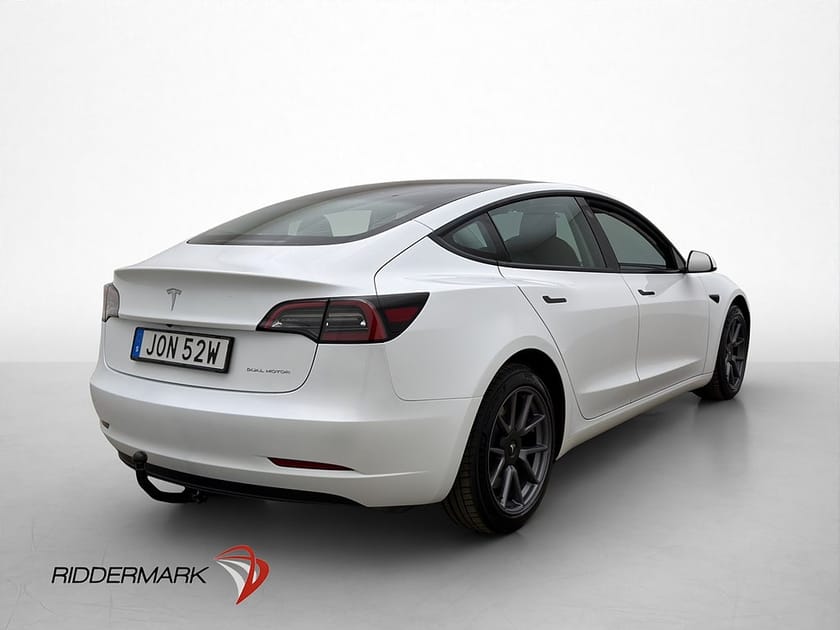 Bild 4 av Tesla Model 3 Long Range AWD Svensksåld Autopilot MOMS Drag