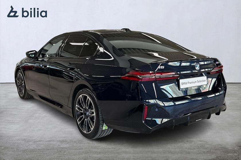 Bild 2 av BMW i5 M60 xDrive Sedan M-Sport Pro | B&W | Drag | Panorama