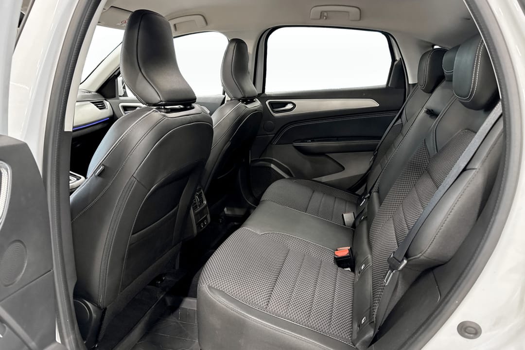 Renault Arkana E-TECH 145