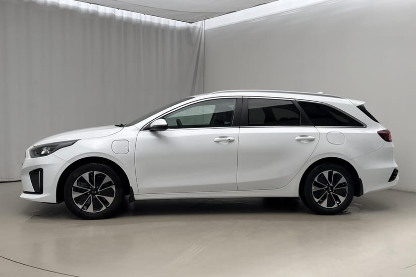 Bild 2 av Kia Ceed Sportswagon Plug-in Hybrid 1.6 SW (141hk) Advance Plus 1