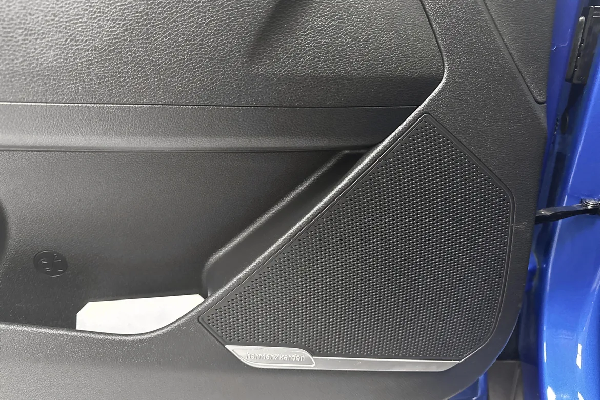 picture of a car