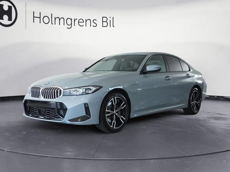 BMW 330e xDrive Sedan