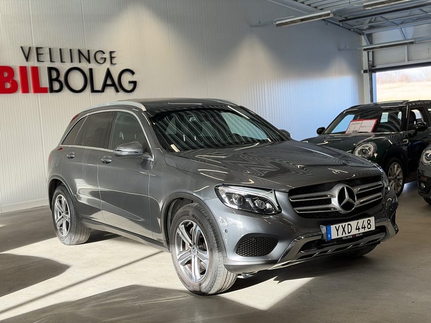 Bild 4 av Mercedes-Benz GLC 250 4MATIC 9G-Tronic Pano B-Kamera Navi Drag
