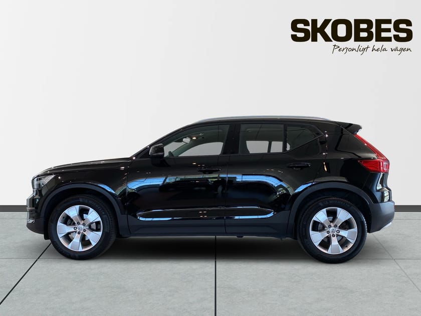 Bild 5 av Volvo XC40 T2 FWD Momentum Parkkamera, Navigator, Bränslevärmare