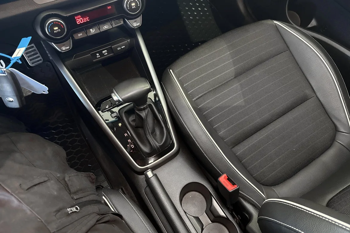 picture of a car