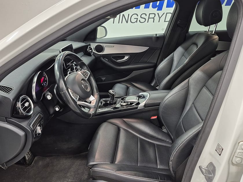Bild 2 av Mercedes-Benz C 220 T d KOMBI AMG CDI 170HK Panorama Läder