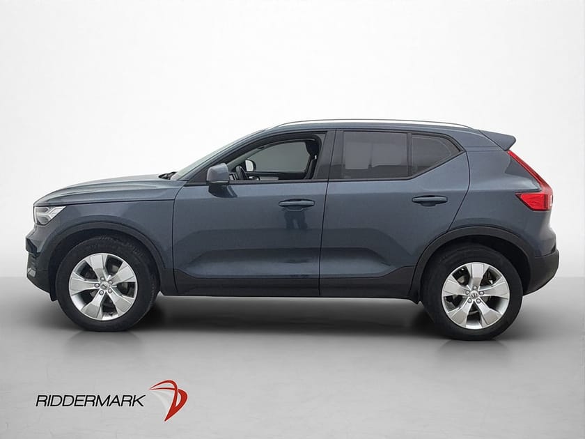 Bild 4 av Volvo XC40 T2 129hk Momentum Navi Kamera VOC Adp-fart