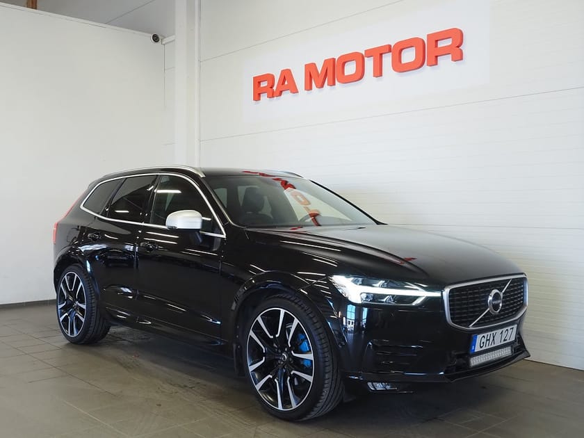 Bild 3 av Volvo XC60 T5 AWD 250hk R-Design |Luftfjädring|Pano|Drag|22"|