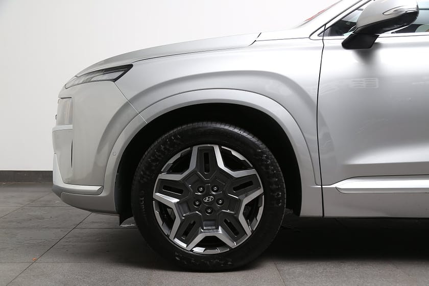 Bild 5 av Hyundai Santa Fe PHEV 265hk 4WD 7-sits Advance Luxury pkt Leasbar Drag