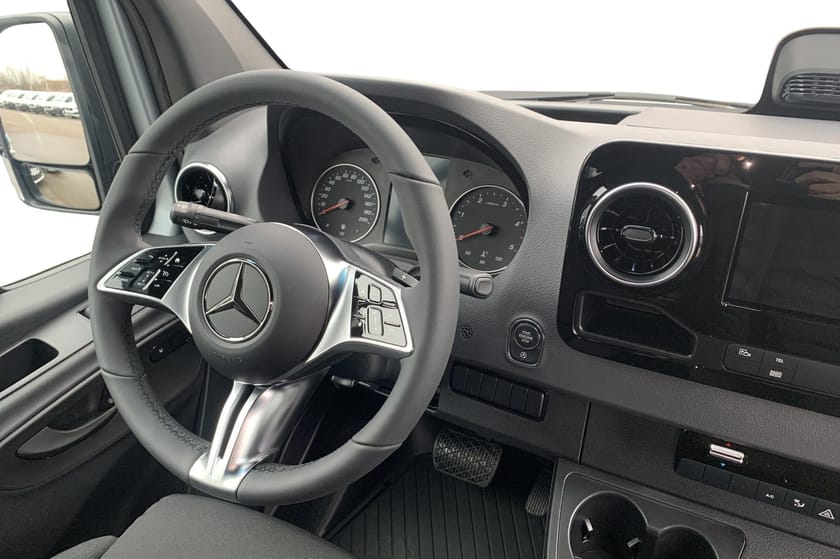 Bild 4 av Mercedes-Benz Sprinter 317 CDI RWD Skåpbil A2 SELECT