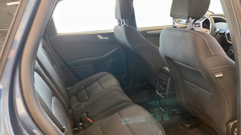 Bild 5 av Ford Kuga Plug-In Hybrid E-CVT, 225hk TITANIUM