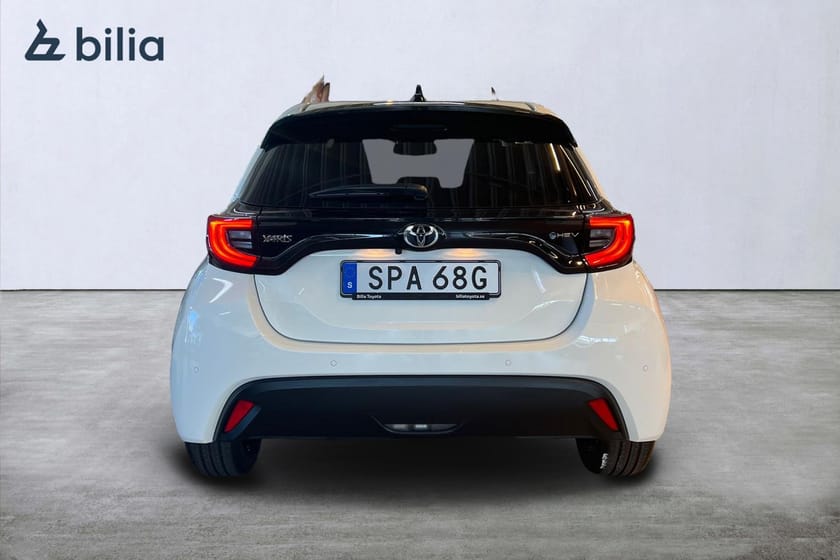 Bild 5 av Toyota Yaris Hybrid 115 1,5 5D ACTIVE PLUS SÄKERHETSPAKE
