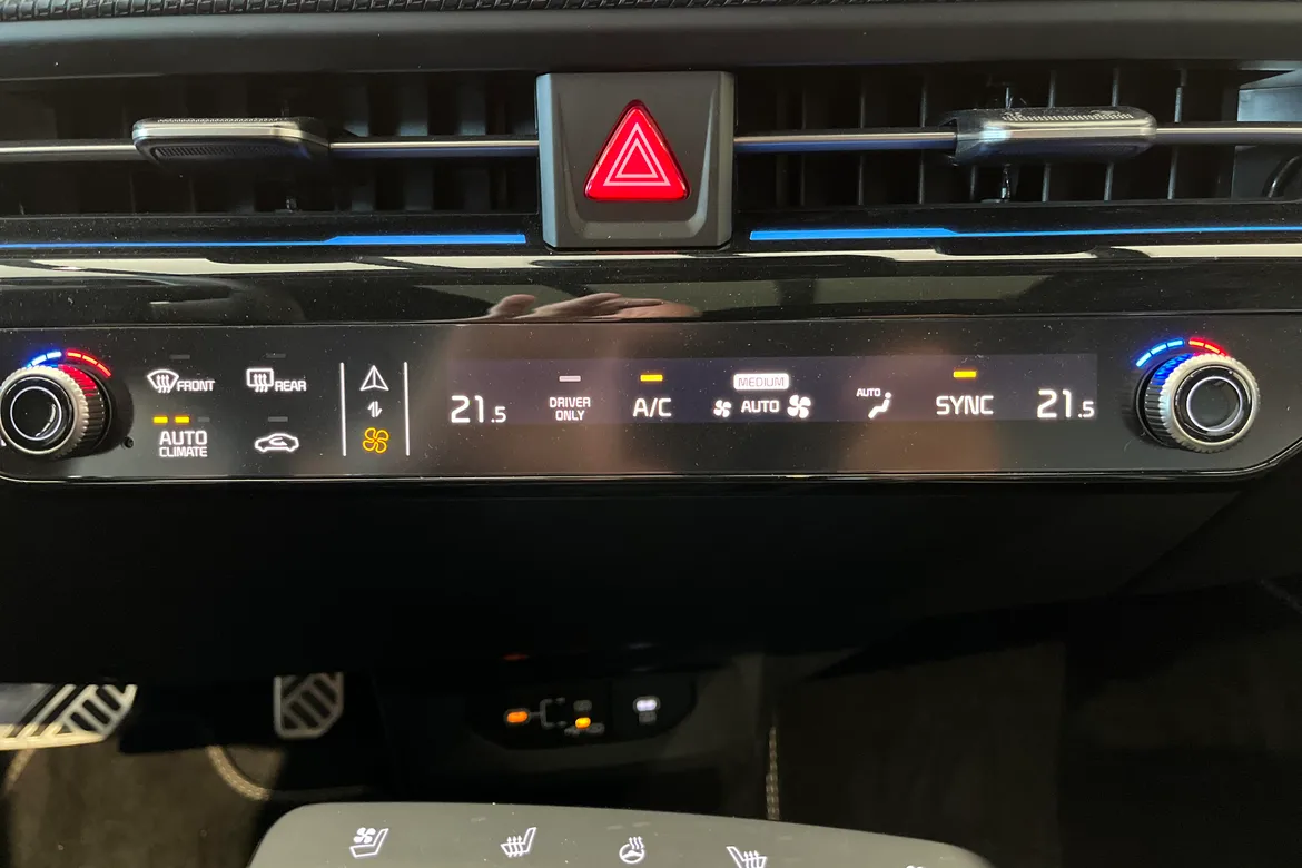 picture of a car