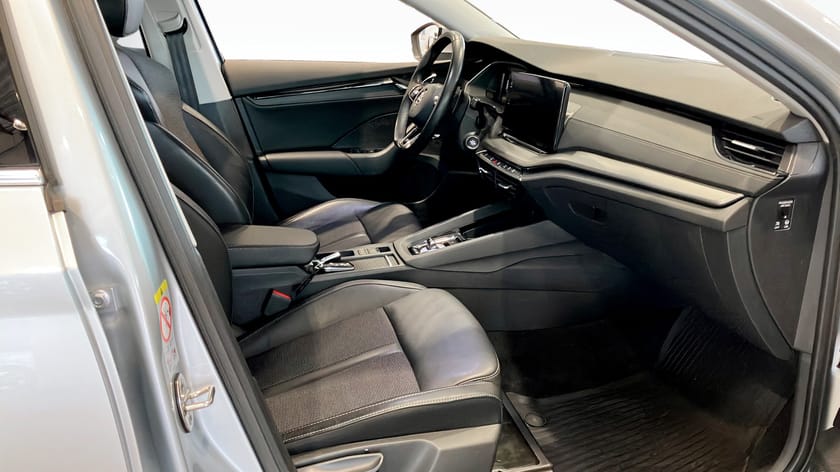Bild 3 av Škoda Octavia Kombi 1.0 TSI e-TEC DSG Sekventiell, 110hk | Dragkrok |