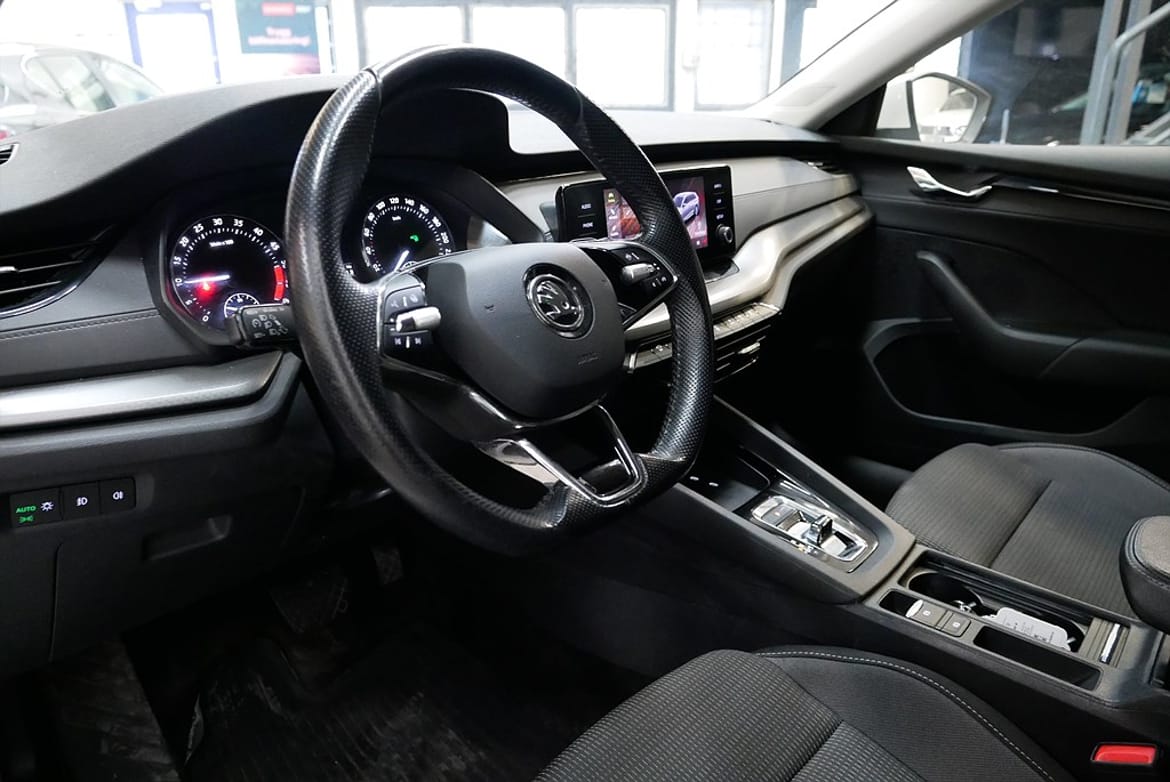 Škoda Octavia Kombi 2.0 TDI DSG Sekventiell, 116hk, 2023